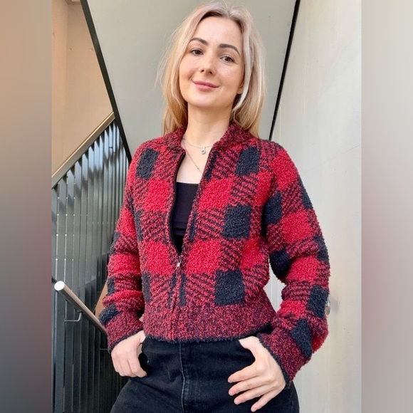 SKIMS Tops - SKIMS Cozy Knit Zip Up S/M